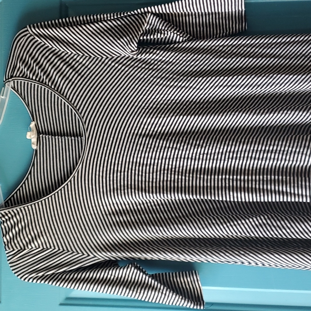 Blouse - Picture 2 of 2